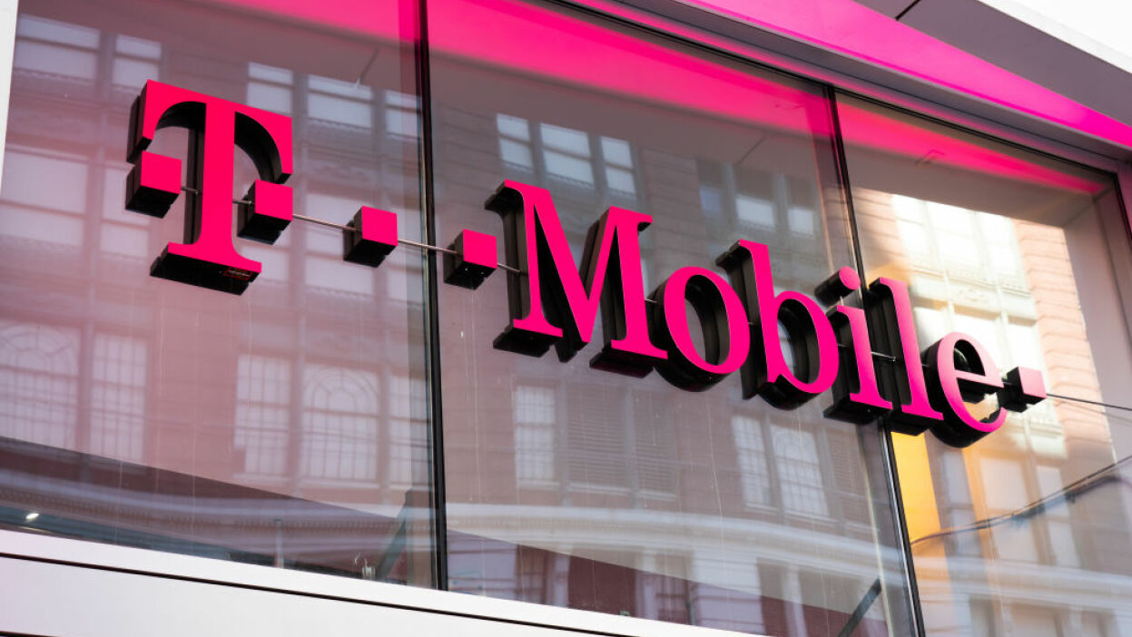 T-Mobile CDMA network shutdown pushed back by three months